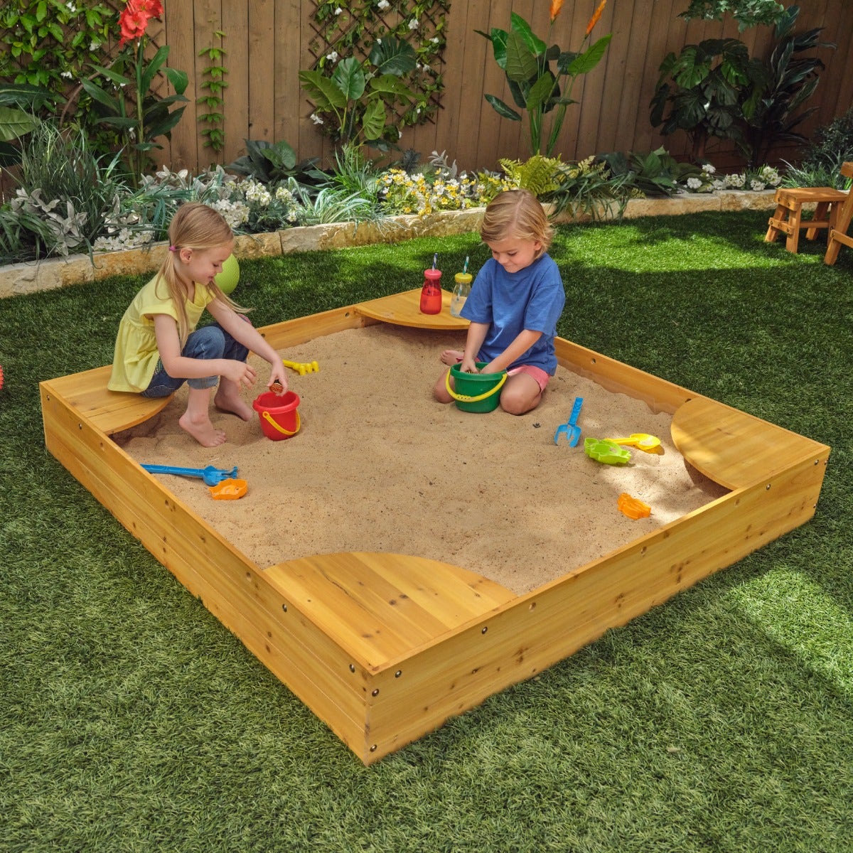 Kids Outdoor Sandbox - Honey