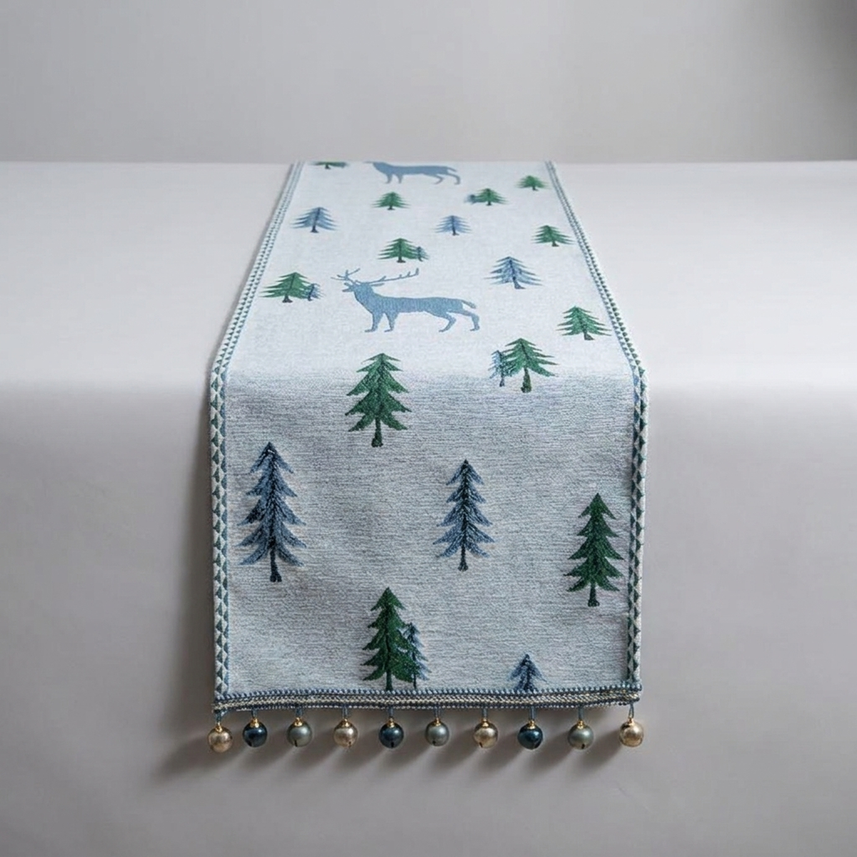 FIRPATH – Table Runner for Elegant Christmas Dining