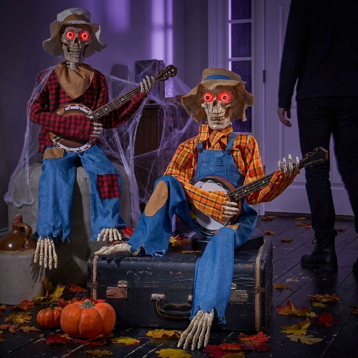 SKULLMATES – Sound-Activated Skeleton Duo for Playful Seasonal Scares