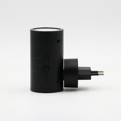 EVENINGLOW – Plug-In Wall Lamp with Day-Night Sensor for Gentle Illumination