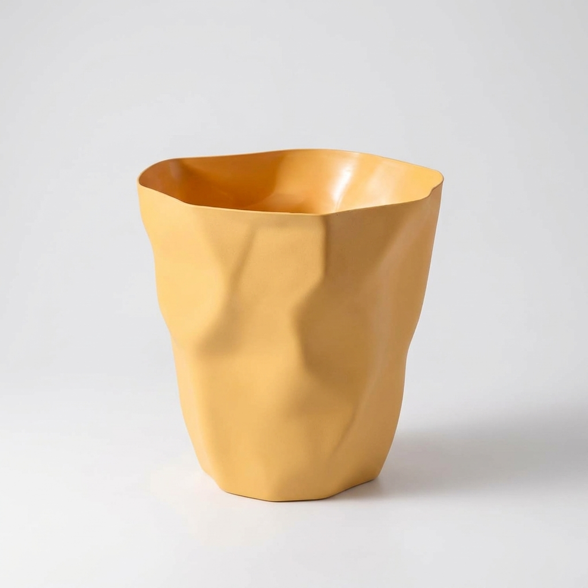 BINEDGE – Irregular Shape Wastebasket for Narrow Spaces