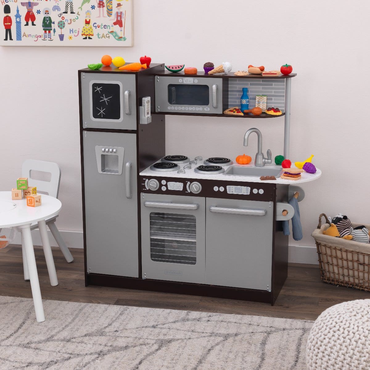 Kids Pretend Play Kitchen with Chalkboard and Play Food