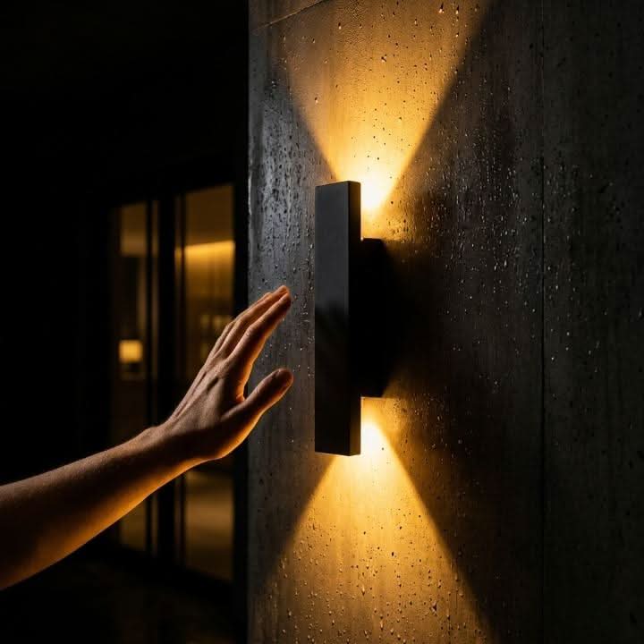 ARCHCREST – Outdoor Up-Down Wall Light for Sophisticated Facade Style