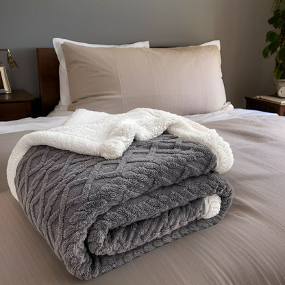 RESTLINA – Reversible Blanket for Warm Relaxing Evenings